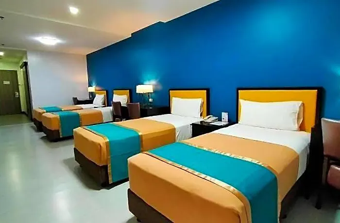 89 Katipunan Qc Hotel 3*
